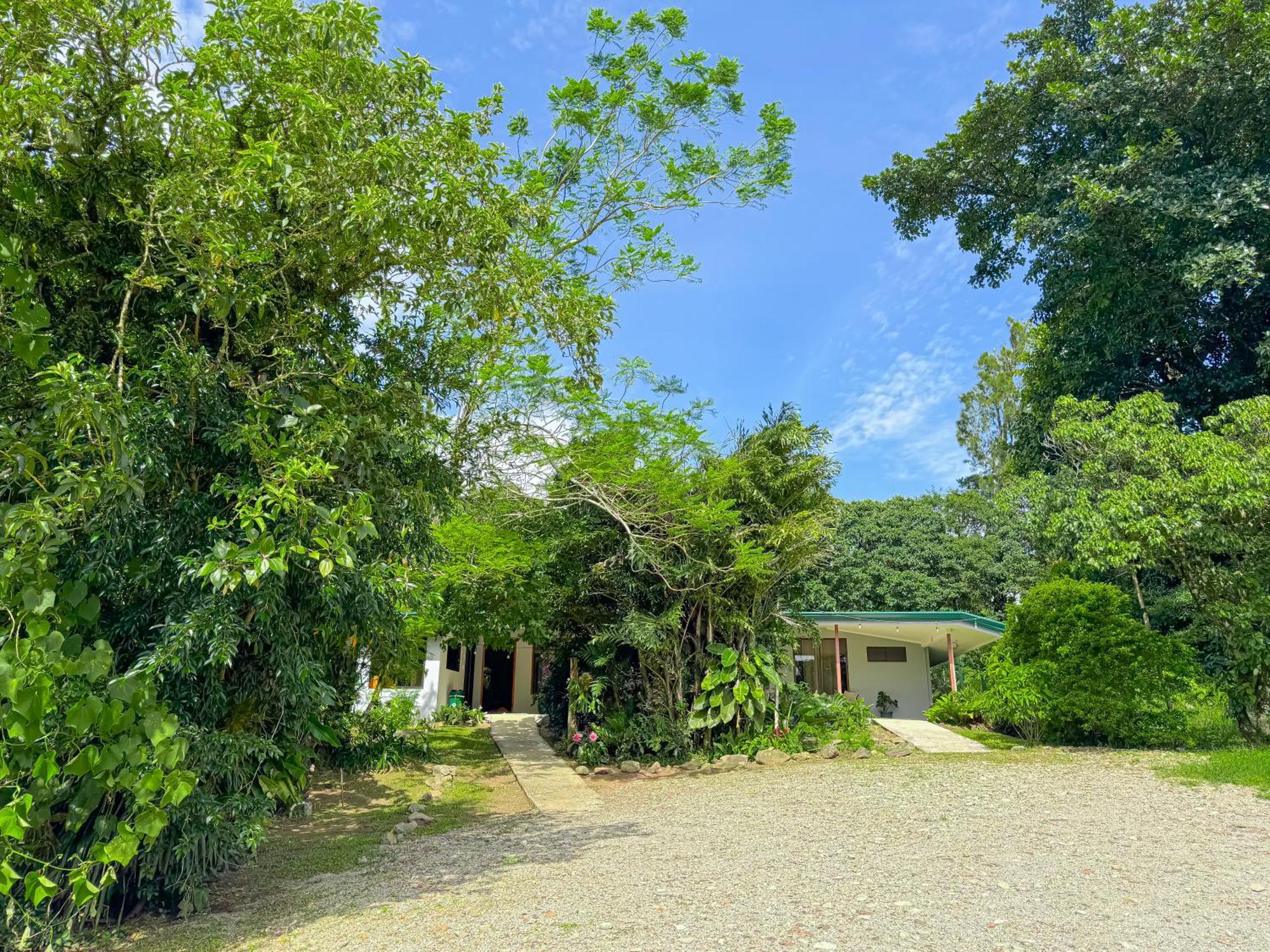 Casa Rayo De Luna Monteverde Exterior photo