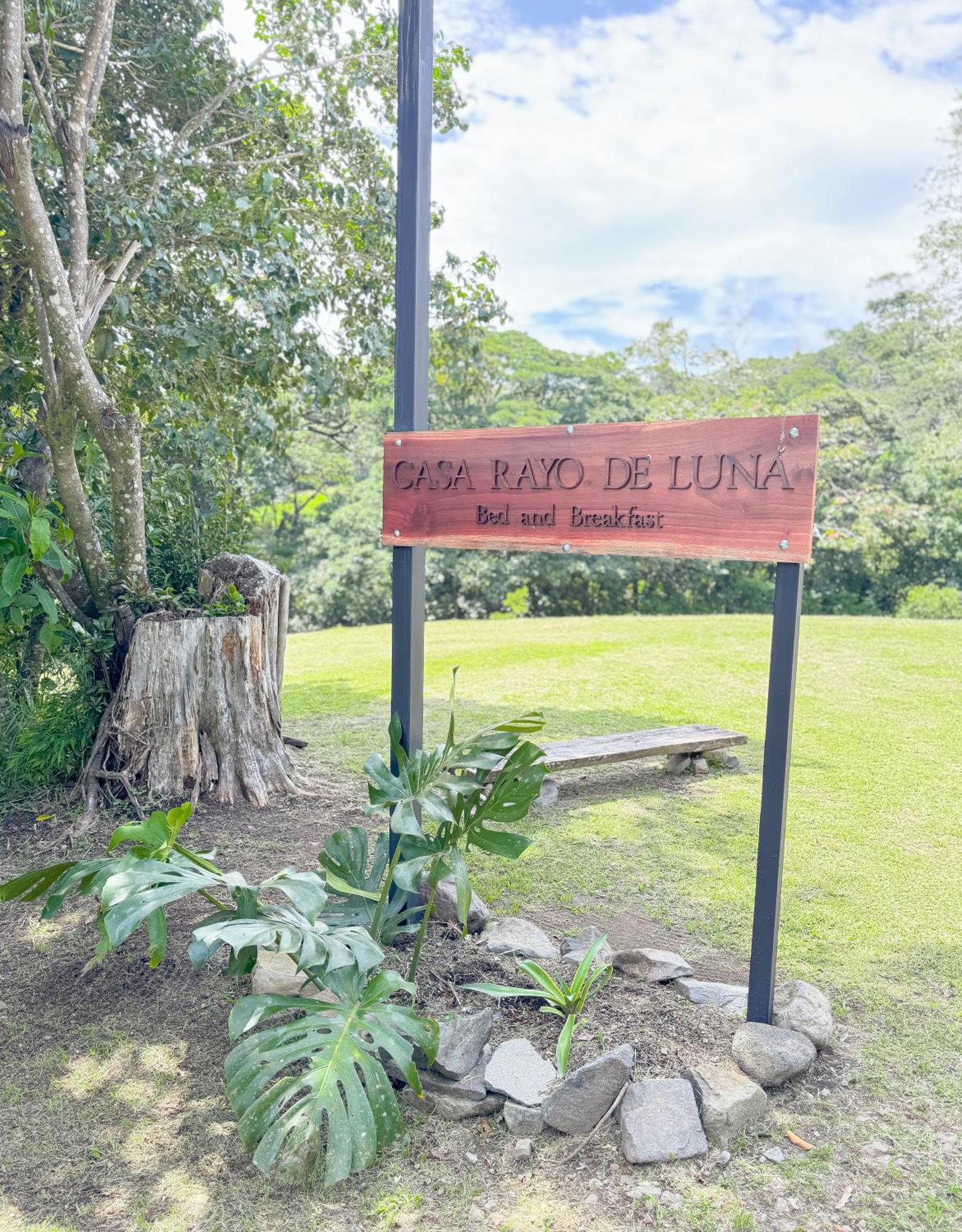 Casa Rayo De Luna Monteverde Exterior photo